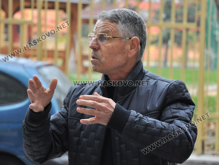 Нико Казаков