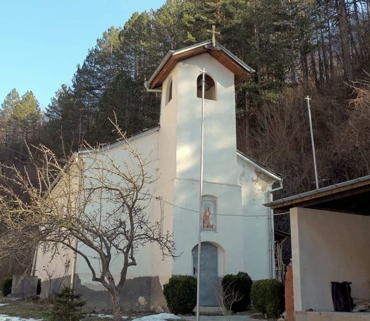 Двоен празник ще чества родопски храм на Св .Архангел Михаил