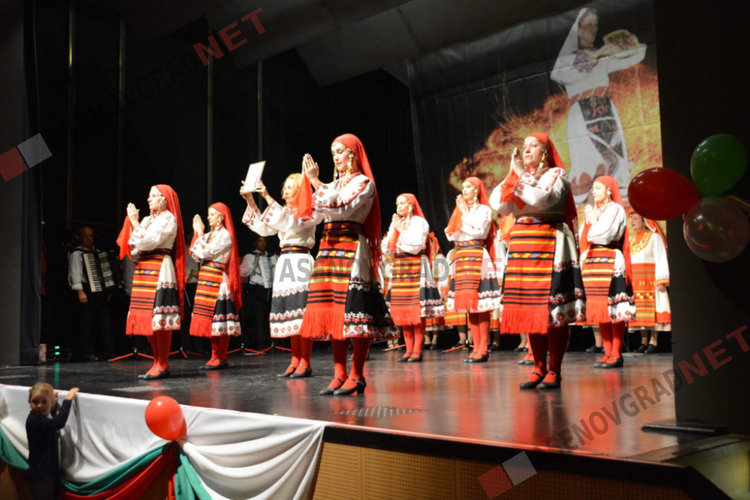 Доброто продължава: Асеновградчани във Франкфурт присъединиха сънародници към каузата “С любов за Ева”