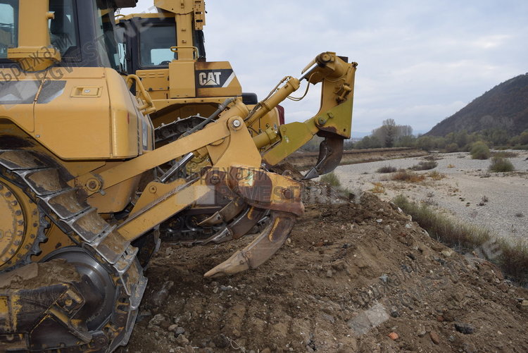 Никола Чанев и Сабихан Мехмед направиха първа копка на възстановяването на дига на Крумовица