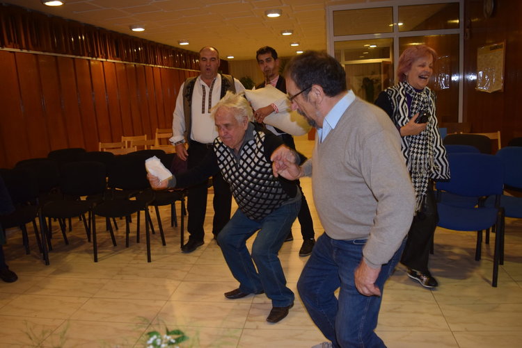 Тодор Мухтаров чукна деветдесет, почете го Кърджали и кмета