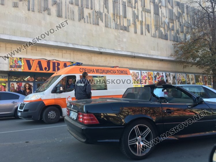 Опел и мерцедес се сблъскаха на бул. „Раковски“