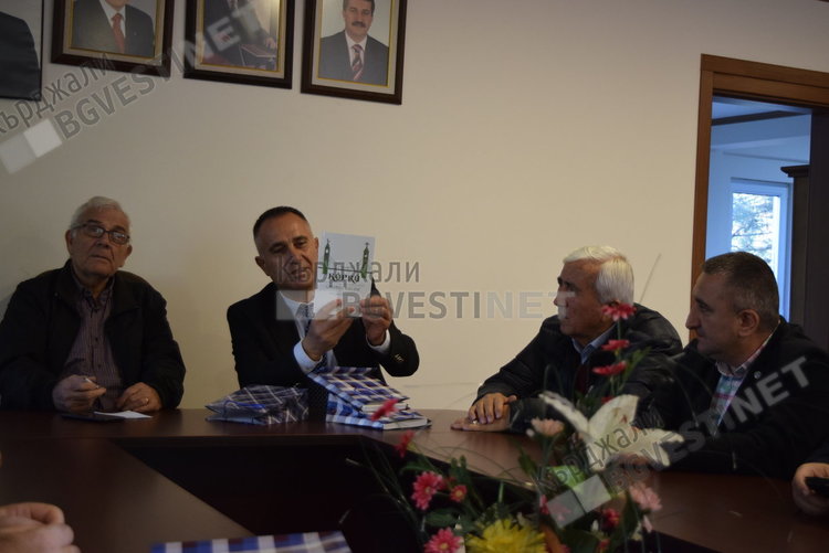 Деветнадесети май да не се политизира, настояват изселнически организации