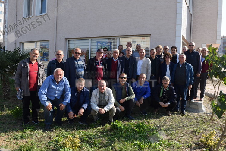 Деветнадесети май да не се политизира, настояват изселнически организации