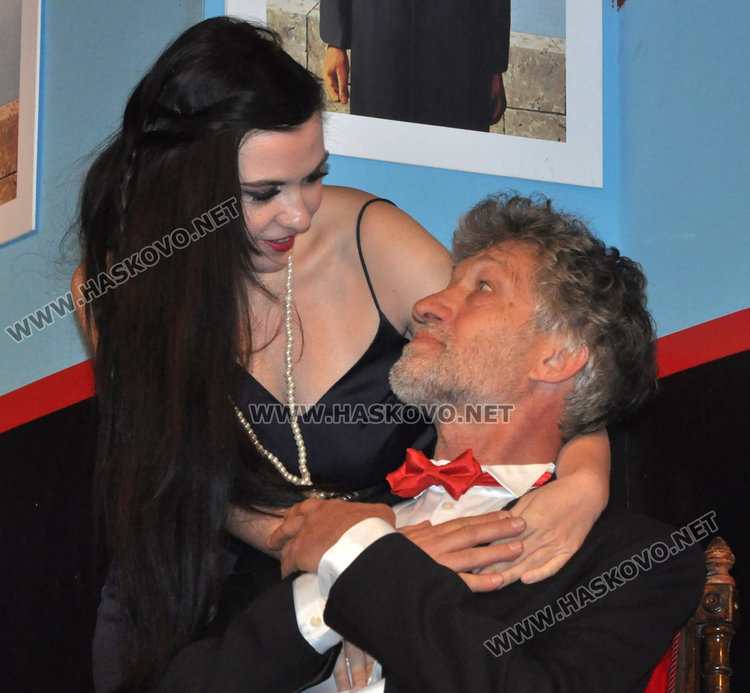 Иван Савов поставя за първи път у нас „Паола и лъвовете“ в Хасково