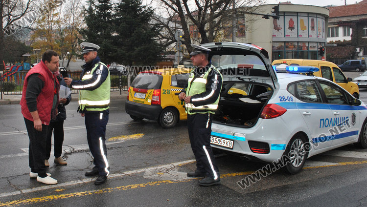Шофьор на Ауди се заби в Хонда по Кърджалийска 