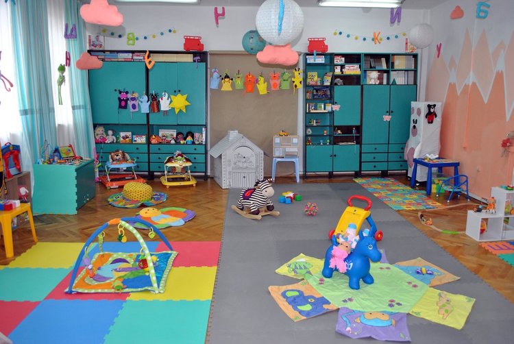       Център за ранно детско развитие посреща деца и родители в Кърджали