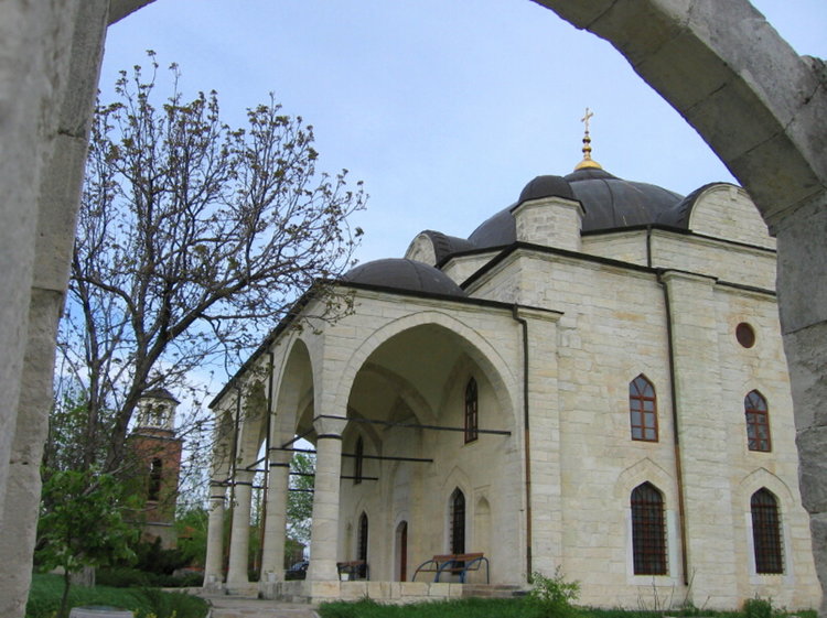 Църквата в Узунджово и феста „Хайдушка софра“-кандидати за Годишните награди в туризма