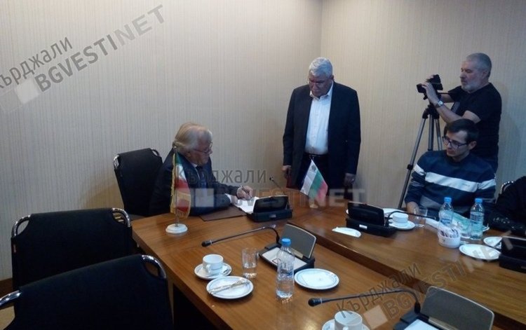 Създават Българо-ирански център за развитие на производството на шафран и шафранови продукти