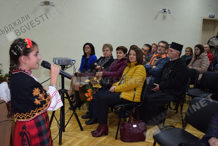 Дрангово благодари на Валери Ковачев, вече има своята писана памет