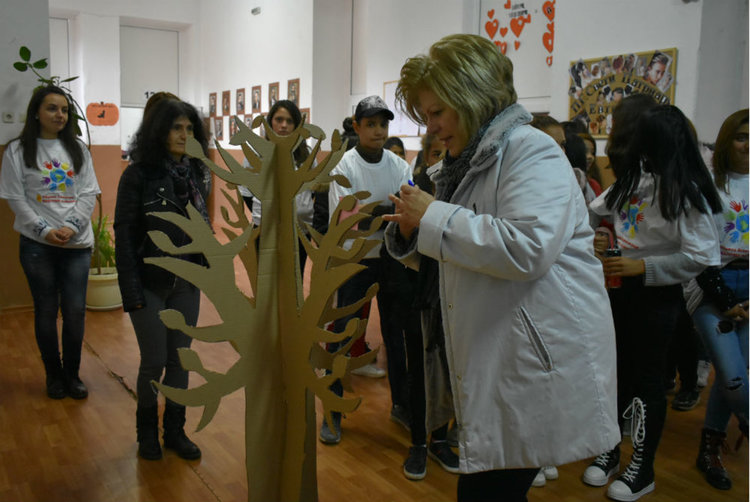Дърво на толератността в ПГ "Св. Патриарх Евтимий"