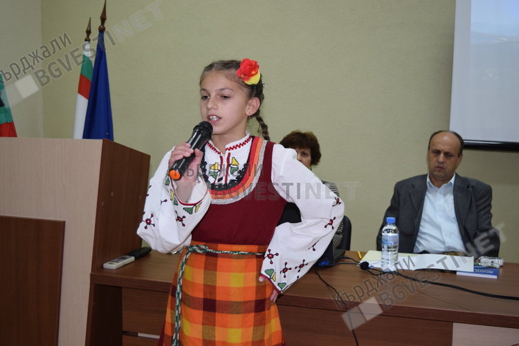 Дрангово благодари на Валери Ковачев, вече има своята писана памет