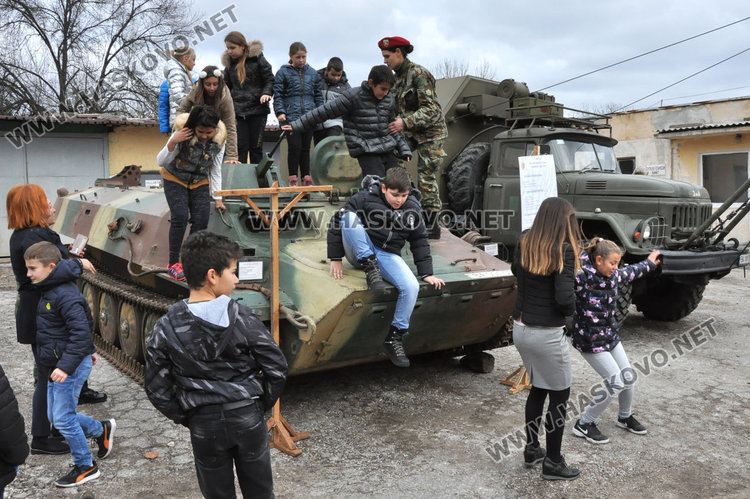 Хасковското поделение отвори врати за празника на Сухопътните войски