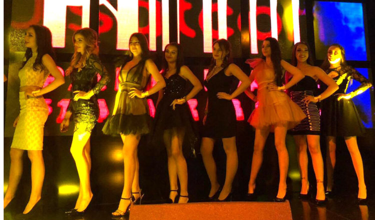 Красавици от Мис България – Хасково гостуваха на конкурса в Стара Загора