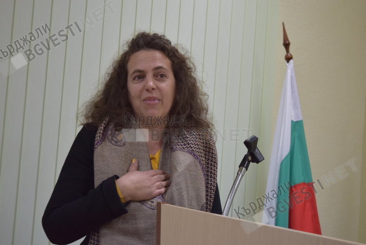 Дрангово благодари на Валери Ковачев, вече има своята писана памет