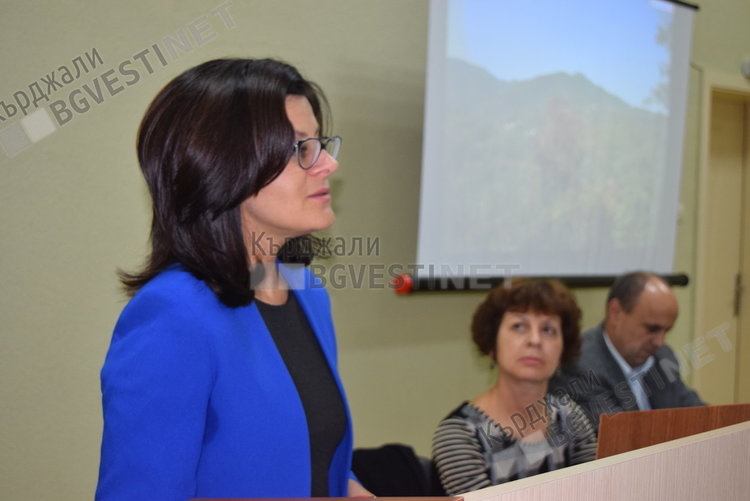 Дрангово благодари на Валери Ковачев, вече има своята писана памет