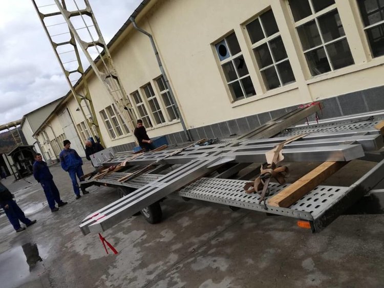 Издигнаха 8-метров кръст в Книжовник