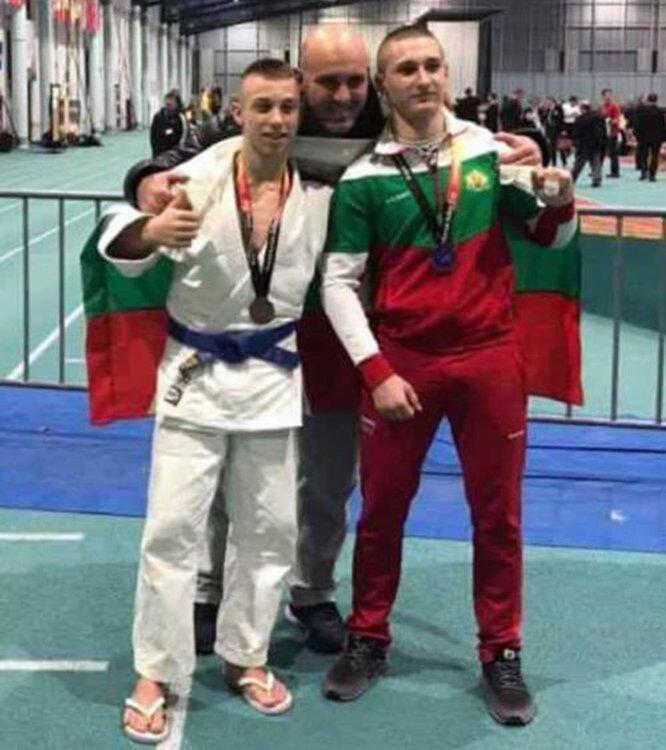 24 медала за джудистите на Хасково от три състезания в Сливен, Русе и Франкфурт