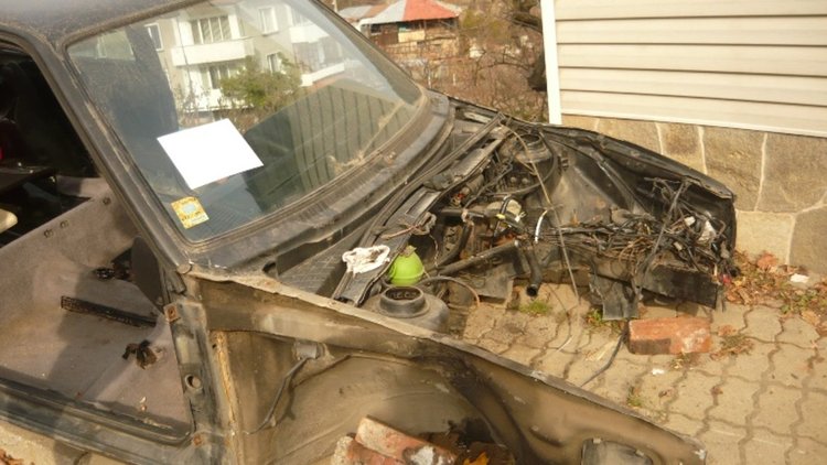 Нова акция за премахване на стари возила, 10 трошки с предписание от Общината