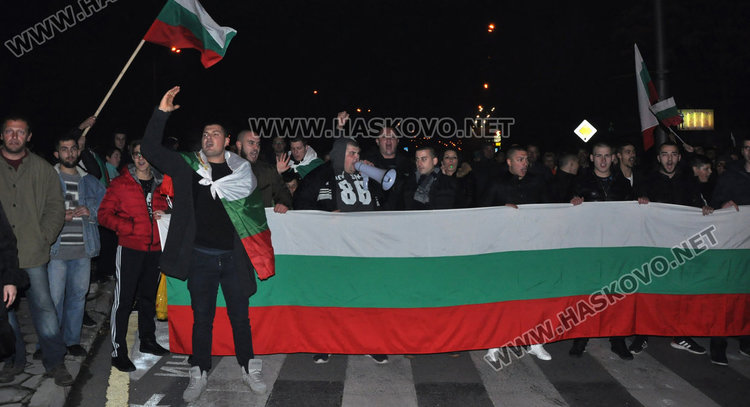 Протестиращи излязоха на АМ „Марица“, затвориха пътя Хасково – Димитровград