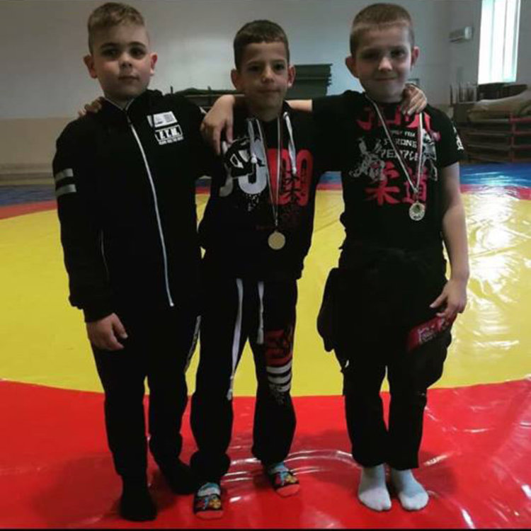 24 медала за джудистите на Хасково от три състезания в Сливен, Русе и Франкфурт