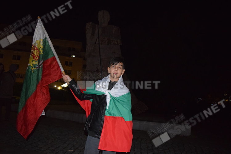 Кърджалийци рипнаха срещу властта, протестно шествие обиколи града