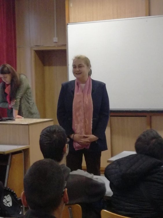 Лектори представиха предимствата на висшето образование в местни гимназии