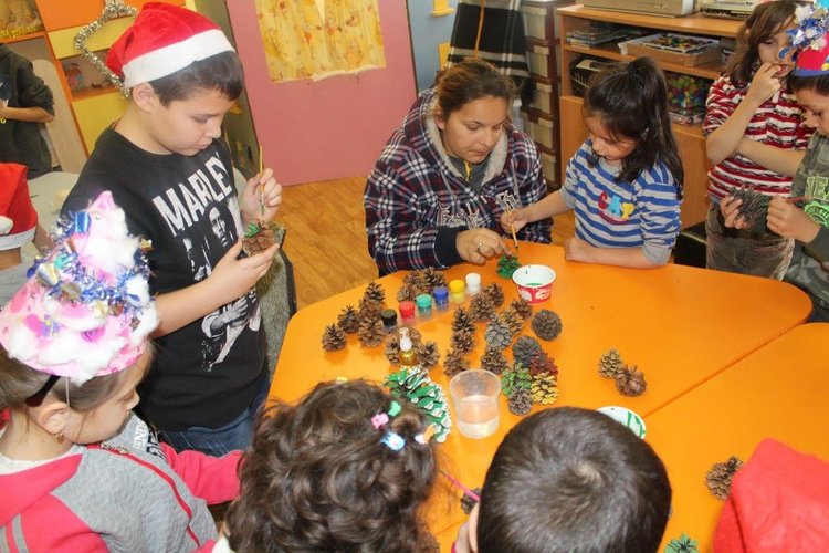 Благотворителни Коледни работилнички в подкрепа на "Операция плюшено мече"  организират от НЕА Германика  