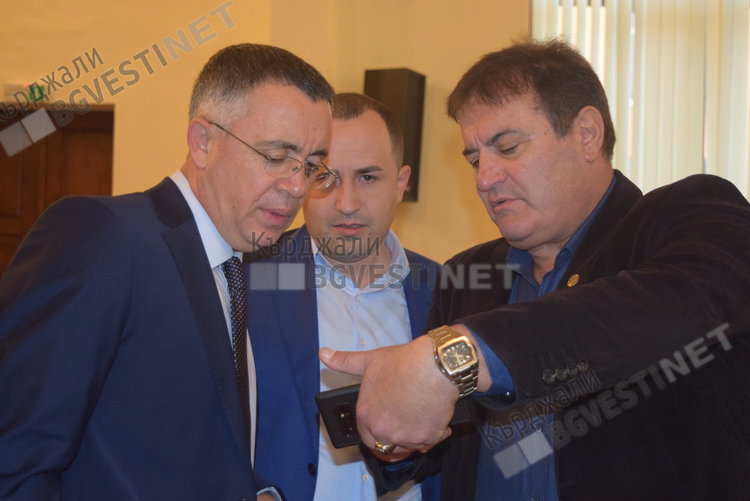 Милко Багдасаров подкрепи кмета за цесия за сметосъбирането, опозицията гласува против