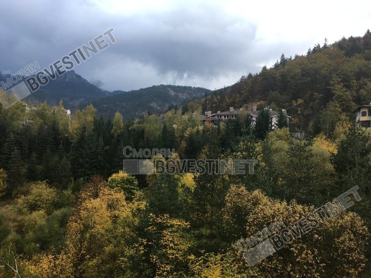 Мъгли, облаци и студ в четвъртък