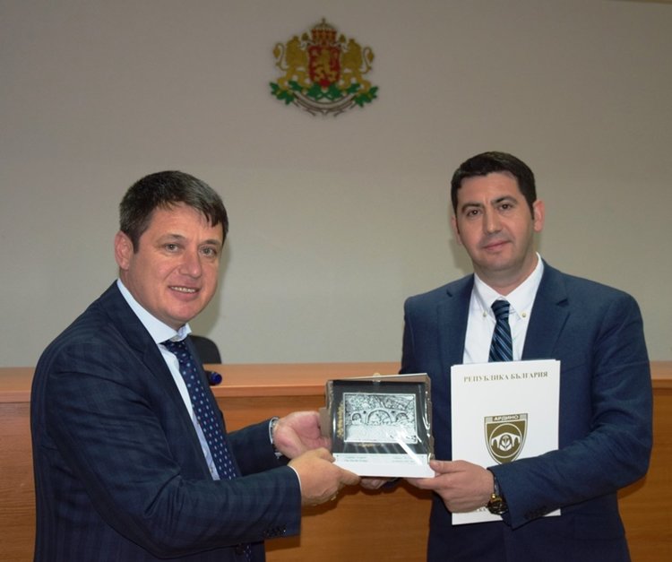 Д-р Бюлент Йълдъръм представи и в  Ардино своята изследователска книга „Турското население в България“