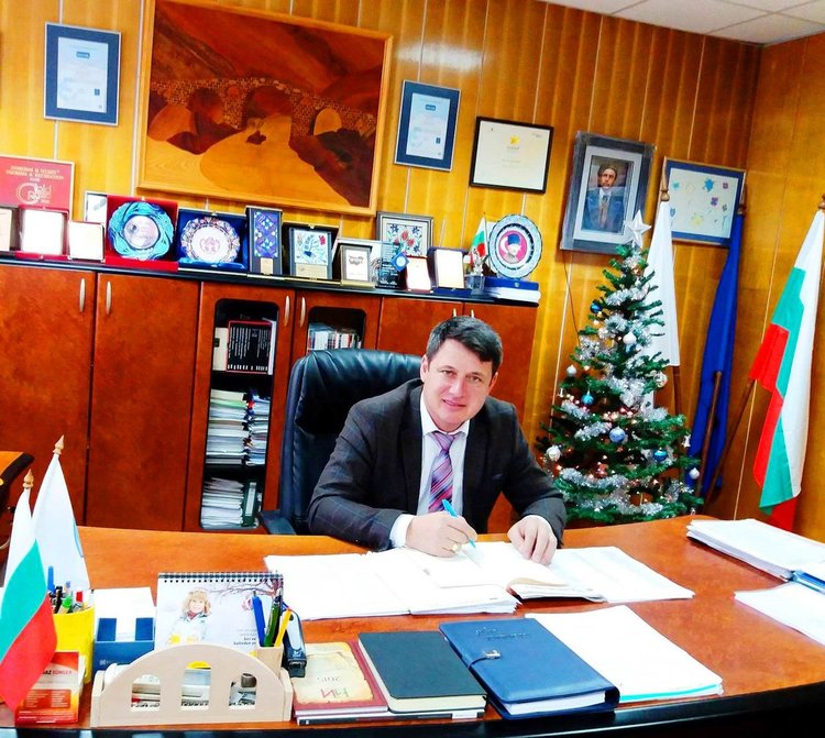 Ресми Мурад