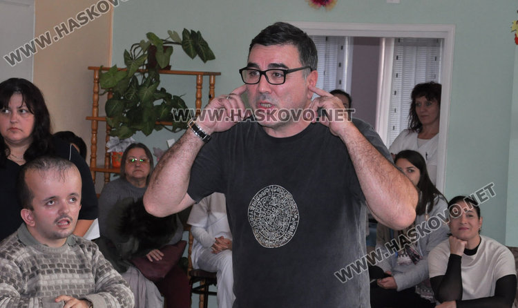 Ритъм терапия усмихна децата в Дом „Марина“