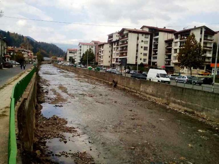 Укрепиха четири критични моста в Смолян по проект за почистване на реките Черна и Бяла