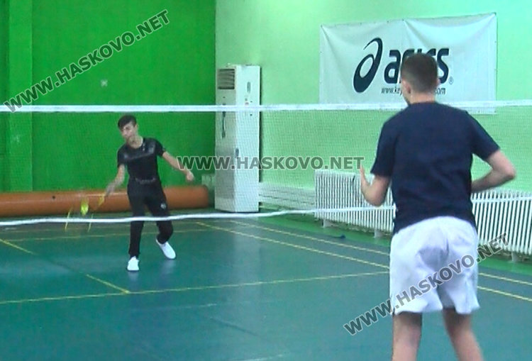Приключиха ученическите финали по бадминтон и тенис на маса, започва шах