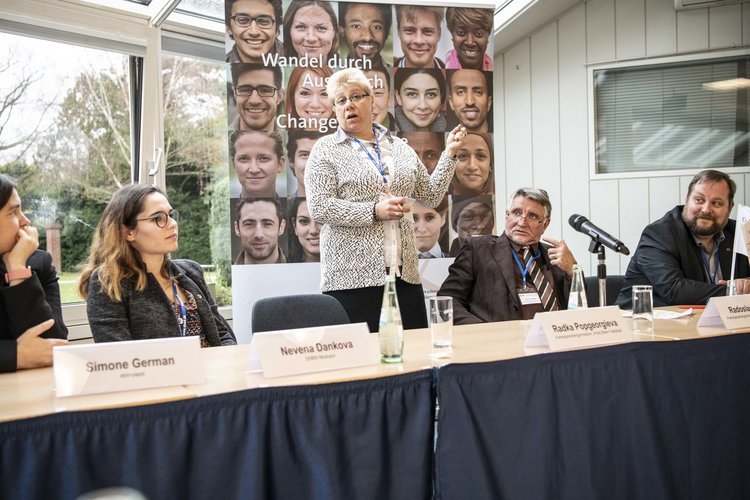 ЕГ „Христо Ботев“ Кърджали с презентация  за успешен партньорски проект на международен форум в Германия