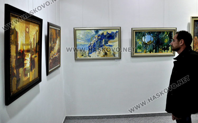 Владо Запрянов с „55“ в галерия „Форум“