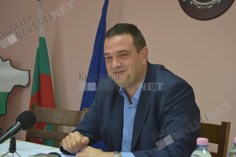 Никола Чанев