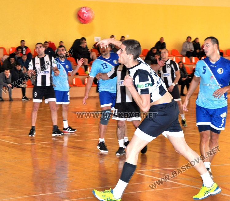 Хандбалистите на „Асти” есенен първенец в държавния шампионат 