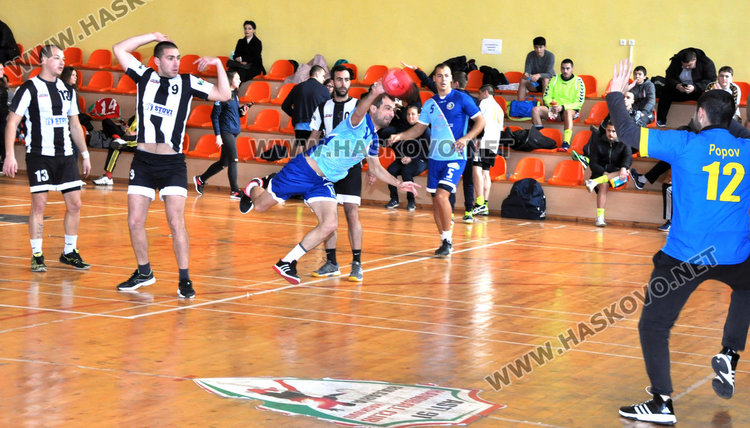 Хандбалистите на „Асти” есенен първенец в държавния шампионат 