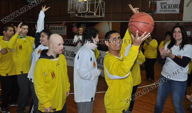 Забавления, игри и концерт за деца в Деня на хората с увреждания