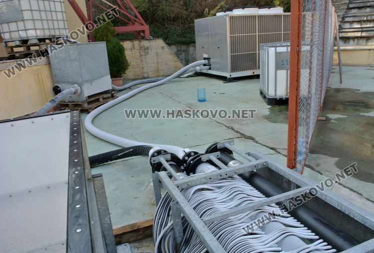 Залеждат пързалката, два генератора ще държат леда