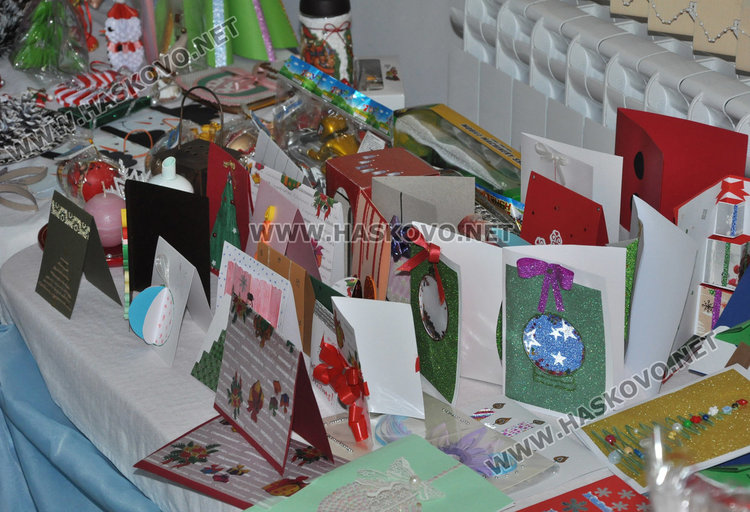 Доброто тръгва от децата от „Звънче“ към Борил и Яница