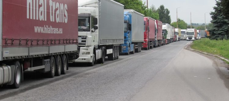 Димитър Димитров: Пакетът за мобилност буквално обрича българските превозвачи