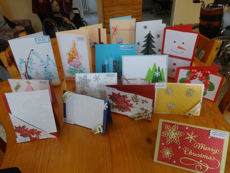 Елхички срещу честитки в детските градини в Хасково