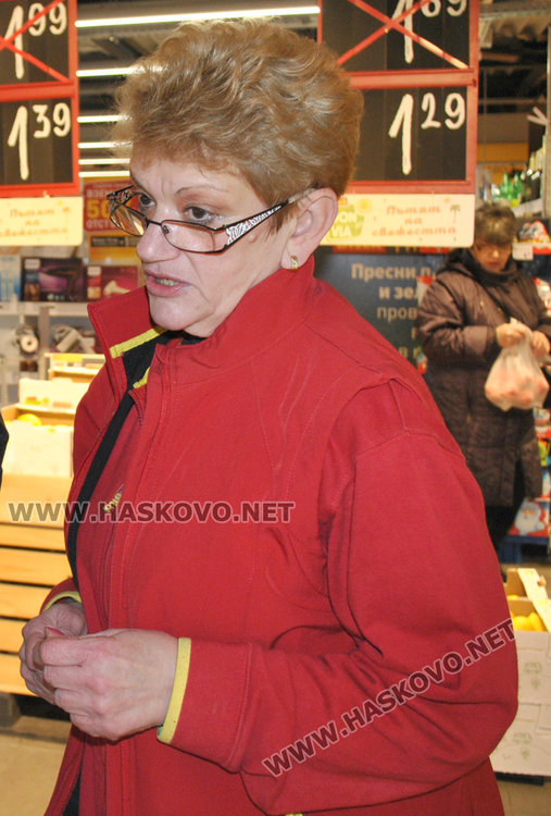 Заместник-управителят на БИЛЛА в Хасково Росица Георгиева