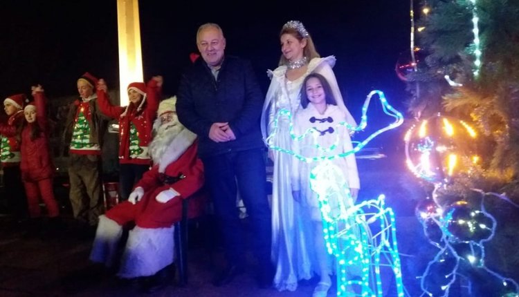 Дядо Коледа пристигна в Смолян с електромобил