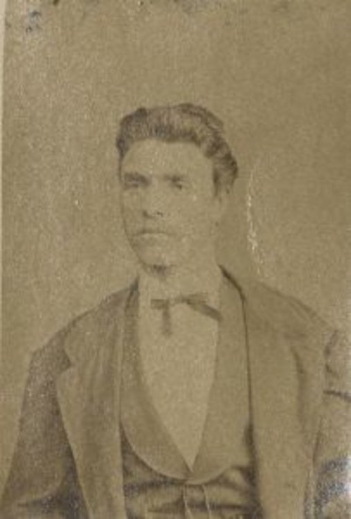 Открита е неизвестна досега снимка на Васил Левски