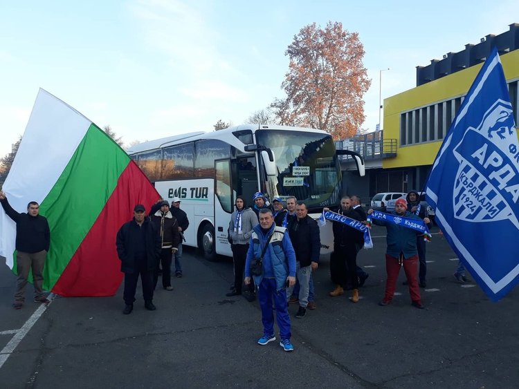 Прекрасен финал на годината за АРДА, победа срещу Струмска слава 