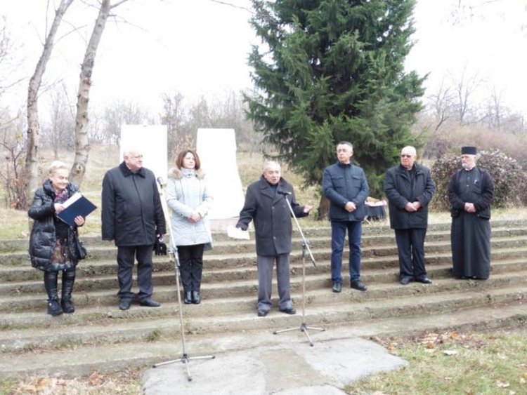 Откриха паметник на мястото на старото еврейско гробище